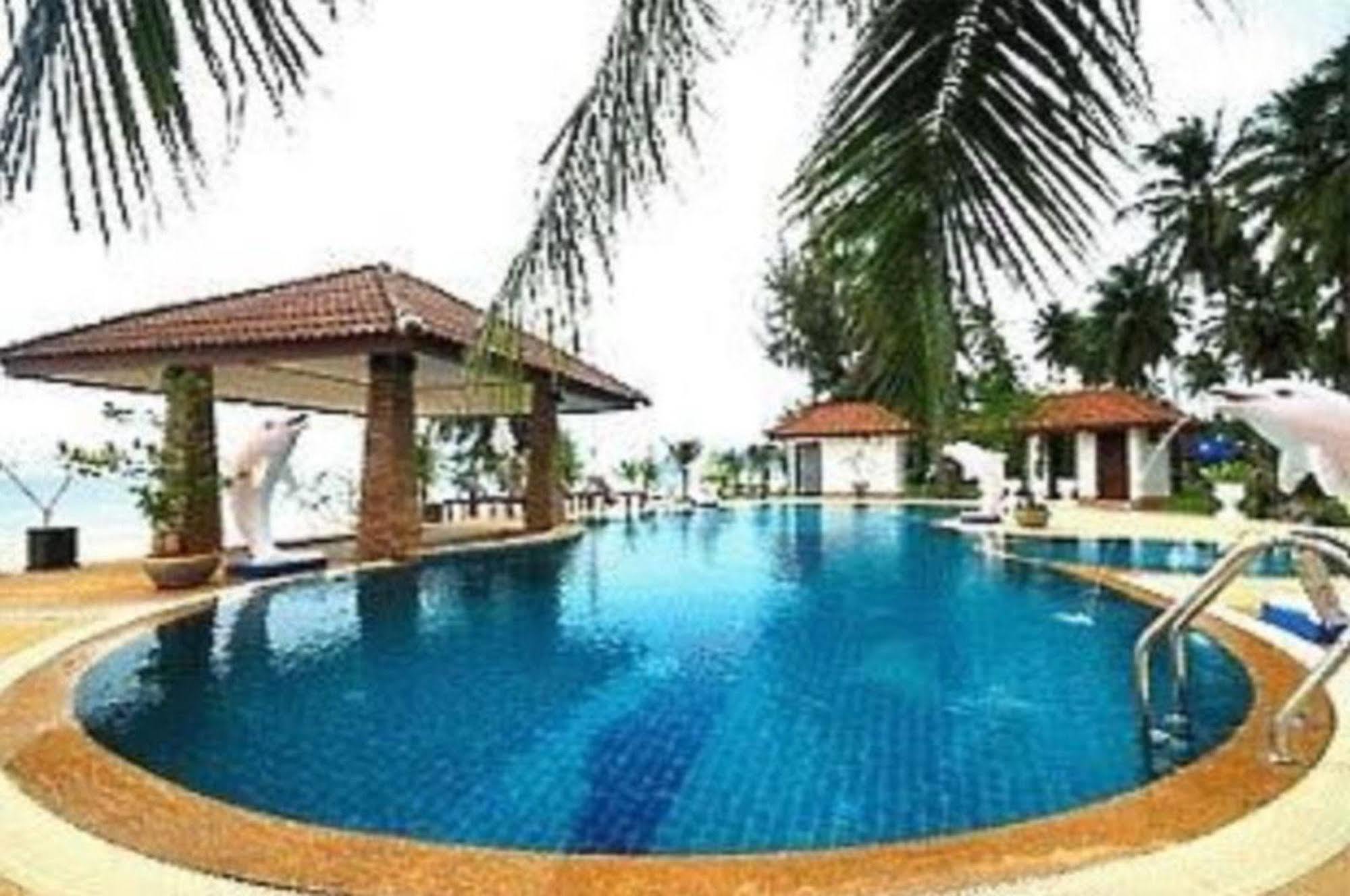 Alongkot Beach Resort Khanom Kültér fotó